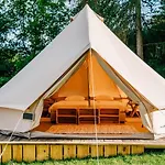 Greenfields Glamping * Дюрбюи