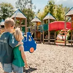 Camping Greenfields Glamping