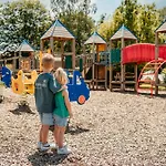 Greenfields Glamping Кемпинг *